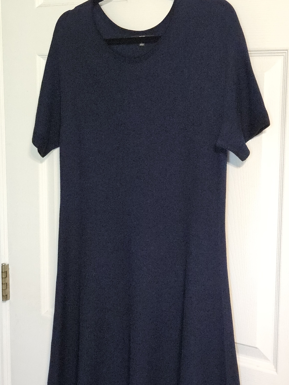Uniqlo Navy Midi Short Sleeve Crewneck Dress - Picture 4 of 12